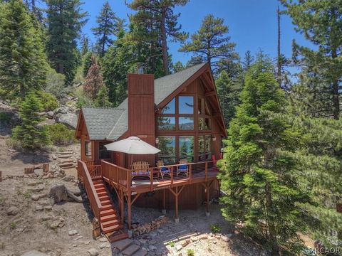 Photo of 163 Ice Box Lane, Big Bear Lake, CA 92315 (MLS # 32601472)
