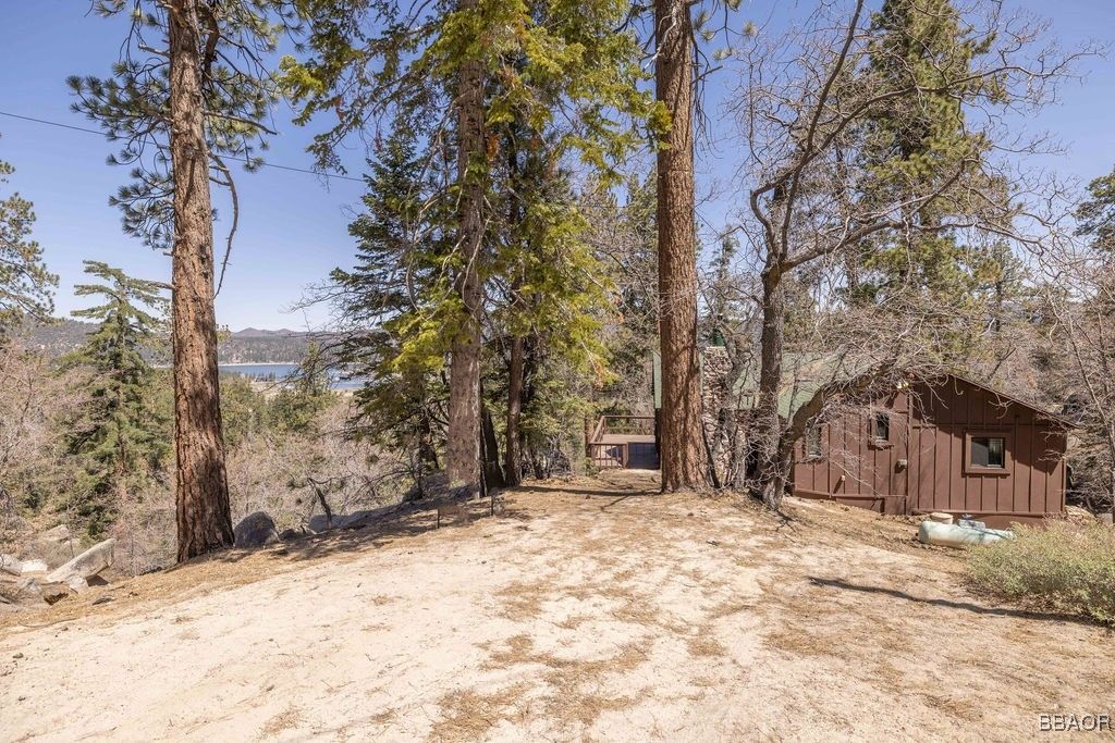 Photo of 75 Metcalf Creek Trail, Big Bear Lake, CA 92315 (MLS # 32501291)