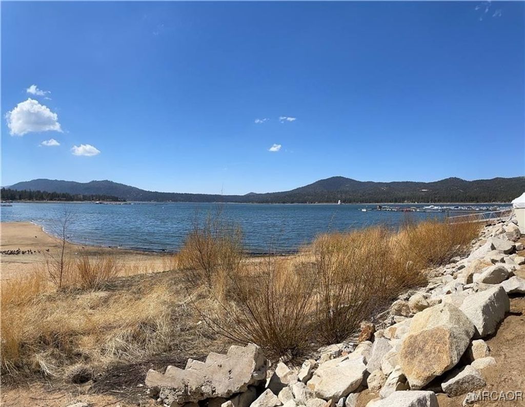Photo of 400 Pine Knot Boulevard #K-14, Big Bear Lake, CA 92315 (MLS # 32600200)