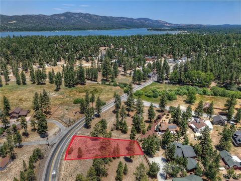 Photo of 39799 Big Bear Blvd, Big Bear Lake, CA 92315 (MLS # 32501782)
