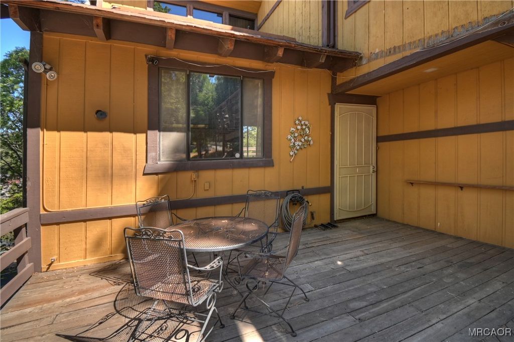 Photo of 24195 San Moritz Drive, Crestline, CA 92325 (MLS # 32502270)