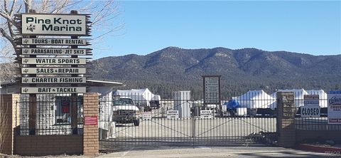 Photo of 400 Pine Knot Boulevard #E-31, Big Bear Lake, CA 92315 (MLS # 32502130)