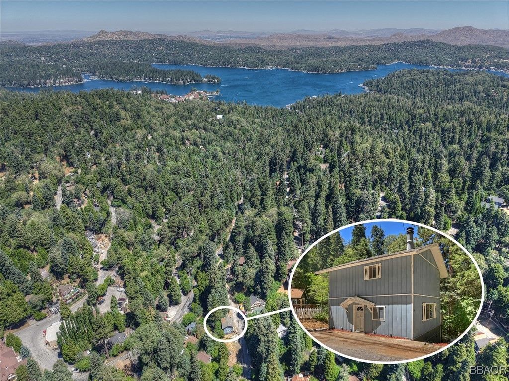 Photo of 776 Lords Lane, Lake Arrowhead, CA 92352 (MLS # 32501994)