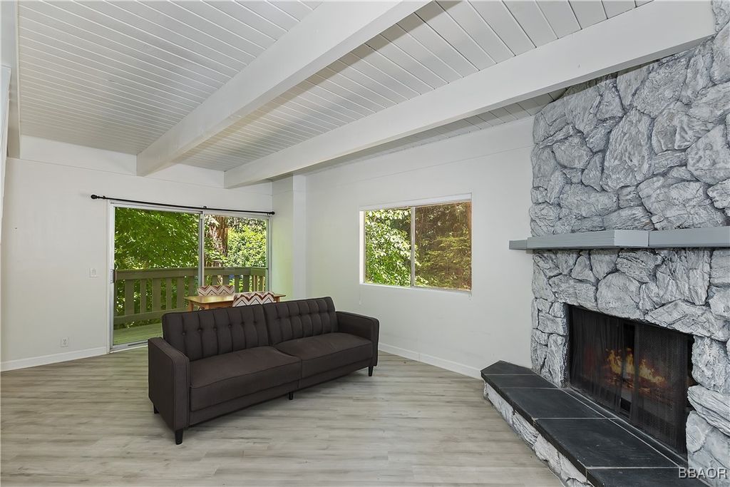 Photo of 776 Lords Lane, Lake Arrowhead, CA 92352 (MLS # 32501994)