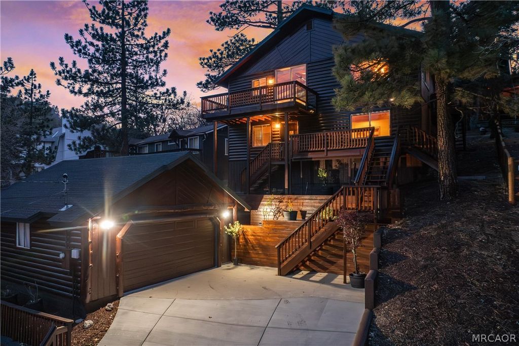 Photo of 1362 Balsam Drive, Big Bear Lake, CA 92315 (MLS # 32600631)