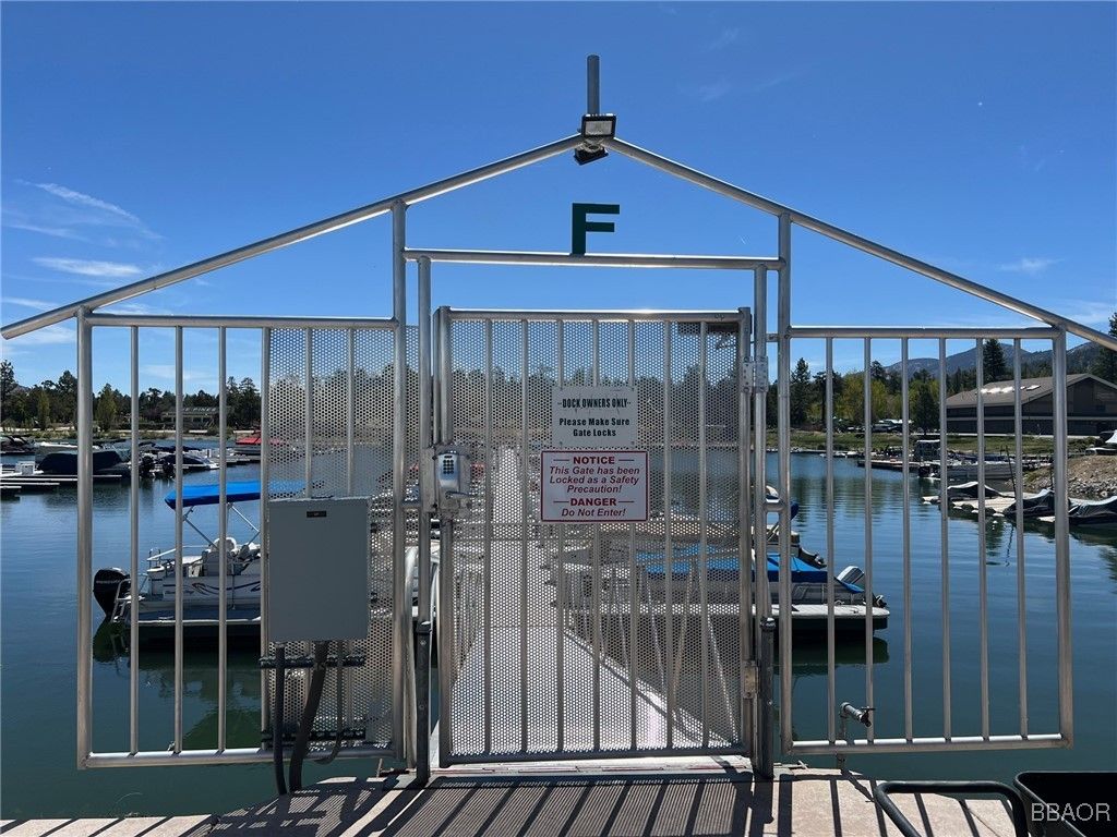 Photo of 400 Pine Knot Boulevard #ET-F60, Big Bear Lake, CA 92315 (MLS # 32501274)