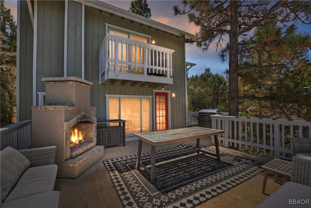 Photo of 716 Barrett, Big Bear City, CA 92314 (MLS # 32502047)
