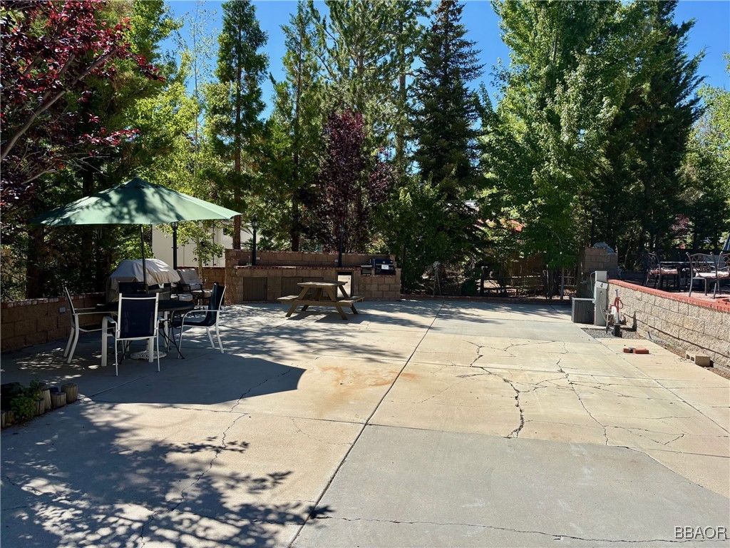 Photo of 40751 North Shore Lane #4 Ln, Fawnskin, CA 92333 (MLS # 32501941)