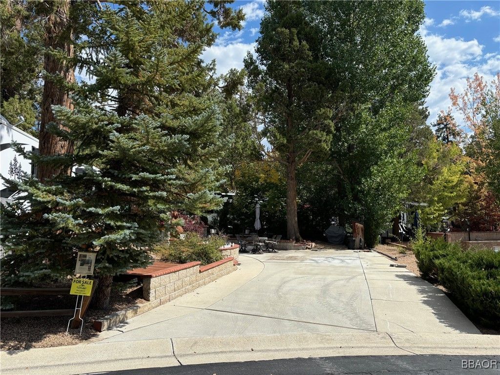 Photo of 40751 North Shore Lane #18, Fawnskin, CA 92333 (MLS # 32204940)
