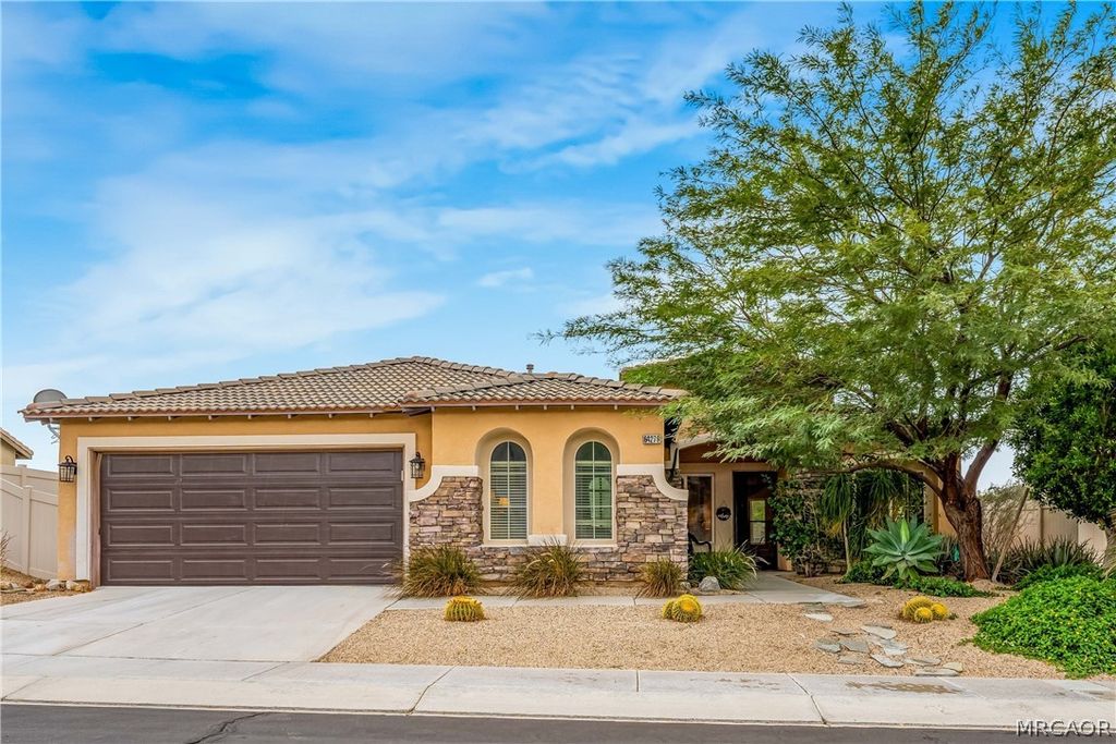 Photo of 64279 Eagle Mountain Avenue, Desert Hot Springs, CA 92240 (MLS # 32600642)