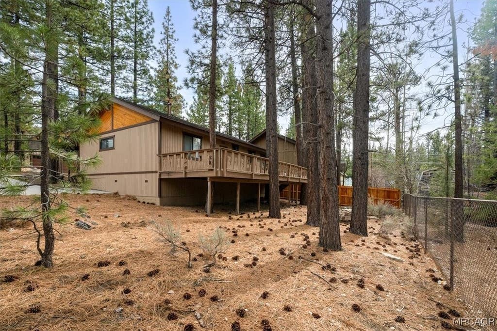 Photo of 148 Crystal Lake Road, Big Bear Lake, CA 92315 (MLS # 32600136)