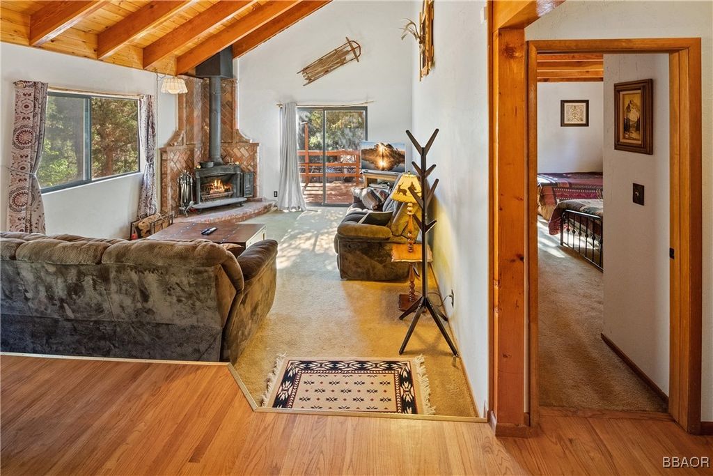 Photo of 894 San Bernardino Avenue, Sugarloaf, CA 92386 (MLS # 32502088)