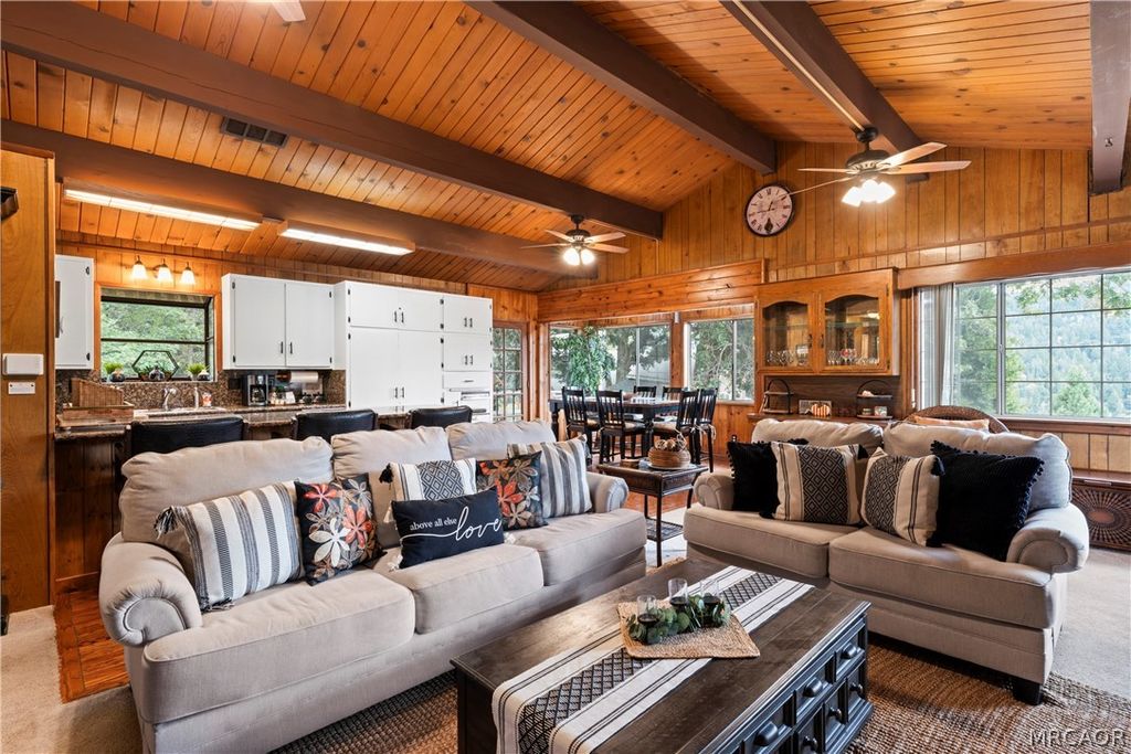 Photo of 633 Arth Drive, Crestline, CA 92325 (MLS # 32600818)