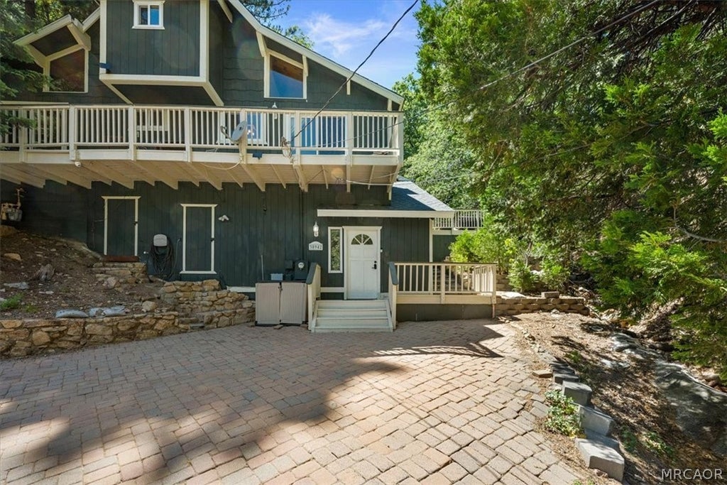 Photo of 30942 Old City Creek Road, Running Springs, CA 92382 (MLS # 32601482)