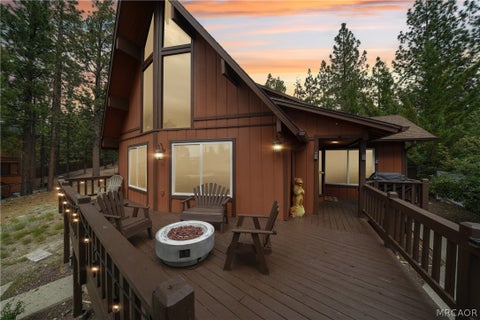 Photo of 265 S Eagle Drive, Big Bear Lake, CA 92315 (MLS # 32601477)