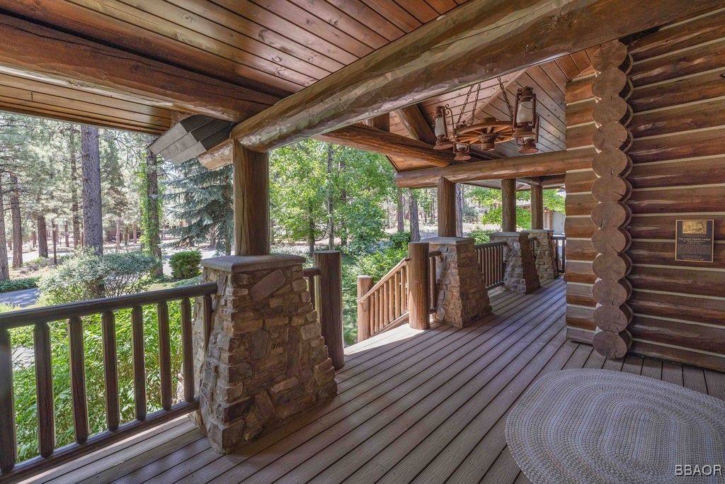 Photo of 915 Wilderness Drive, Big Bear City, CA 92314 (MLS # 32501640)
