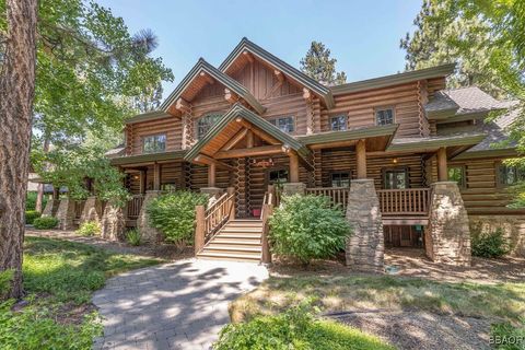 Photo of 915 Wilderness Drive, Big Bear City, CA 92314 (MLS # 32501640)