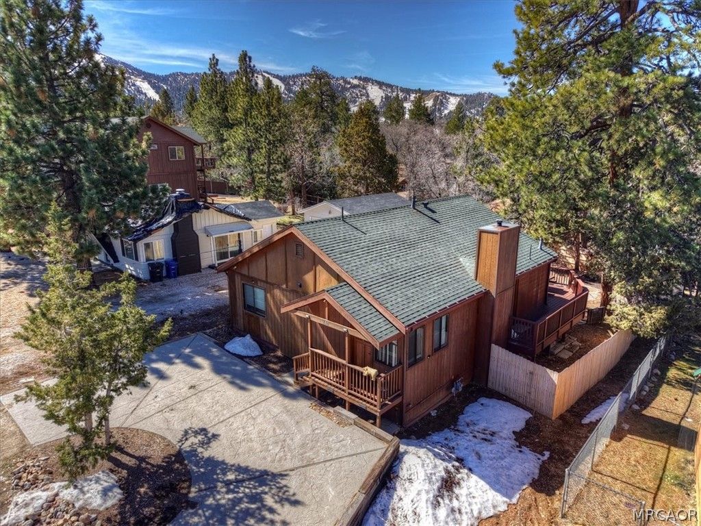 Photo of 630 Villa Grove Avenue, Big Bear City, CA 92314 (MLS # 32600506)