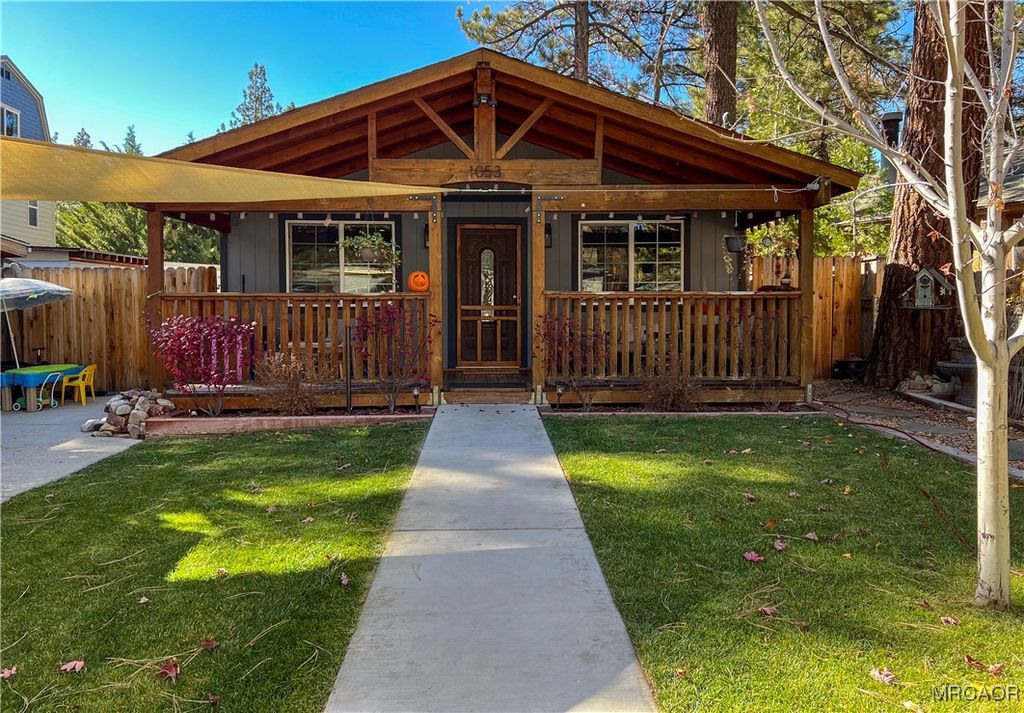 Photo of 1053 Sierra Avenue, Big Bear City, CA 92314 (MLS # 32502629)