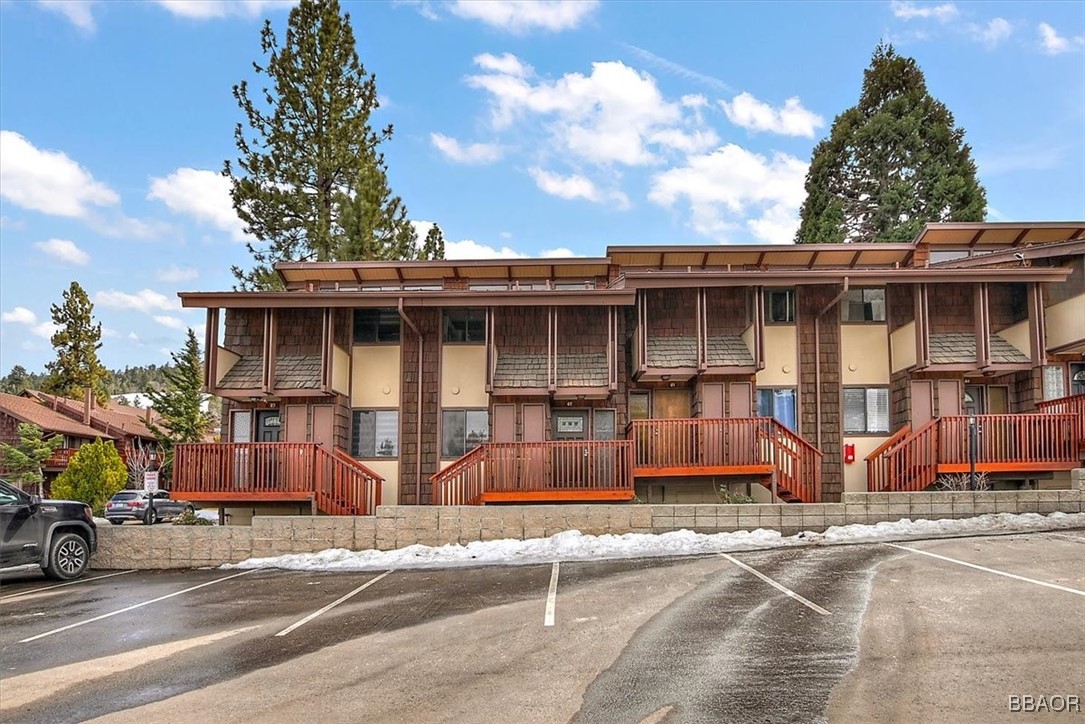 861 Thrush Drive 62

                                                                             Big Bear Lake                                

                                    , CA - $589,000