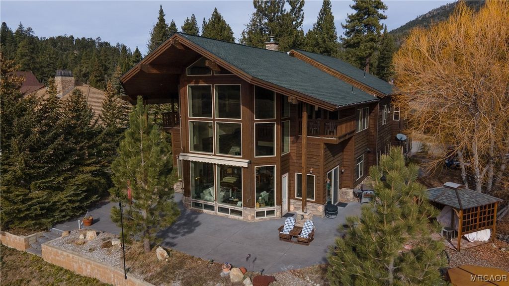 Photo of 39255 Seminole Drive, Fawnskin, CA 92333 (MLS # 32502855)