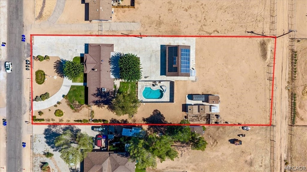 Photo of 14151 Hopi Road, Apple Valley, CA 92307 (MLS # 32602367)