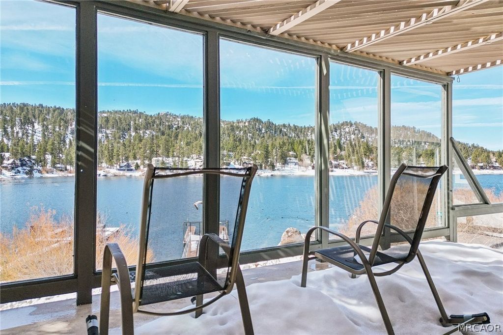 Photo of 38916 Willow Landing Road, Big Bear Lake, CA 92315 (MLS # 32600371)