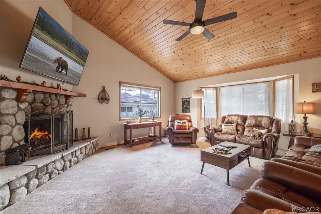Photo of 260 Turlock Drive, Big Bear City, CA 92314 (MLS # 32600375)