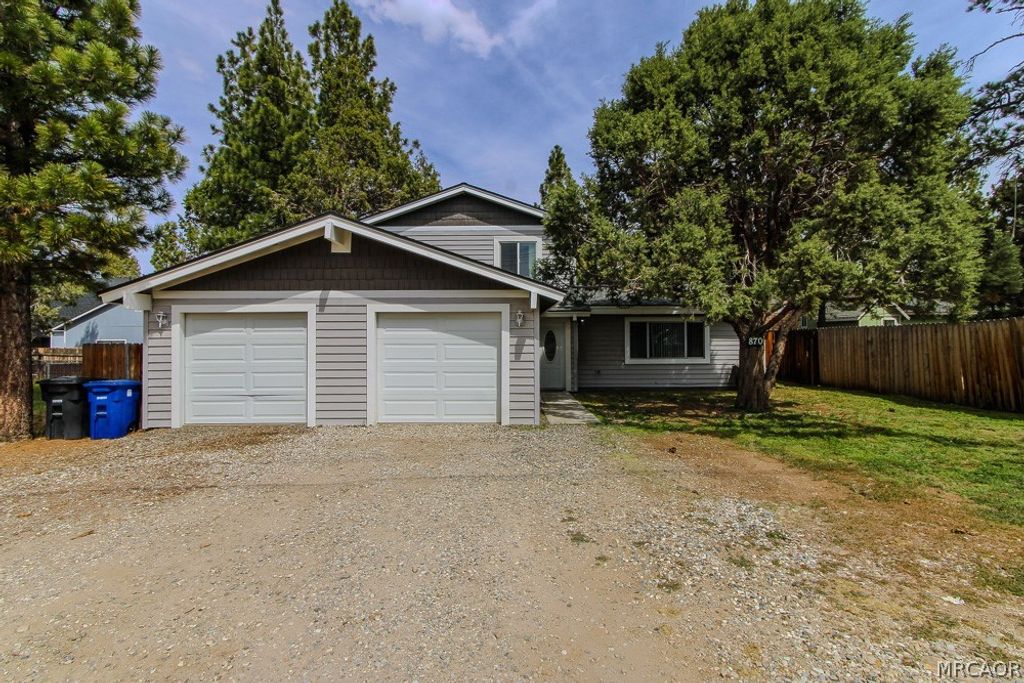Photo of 870 Ash Lane, Big Bear City, CA 92314 (MLS # 32600985)