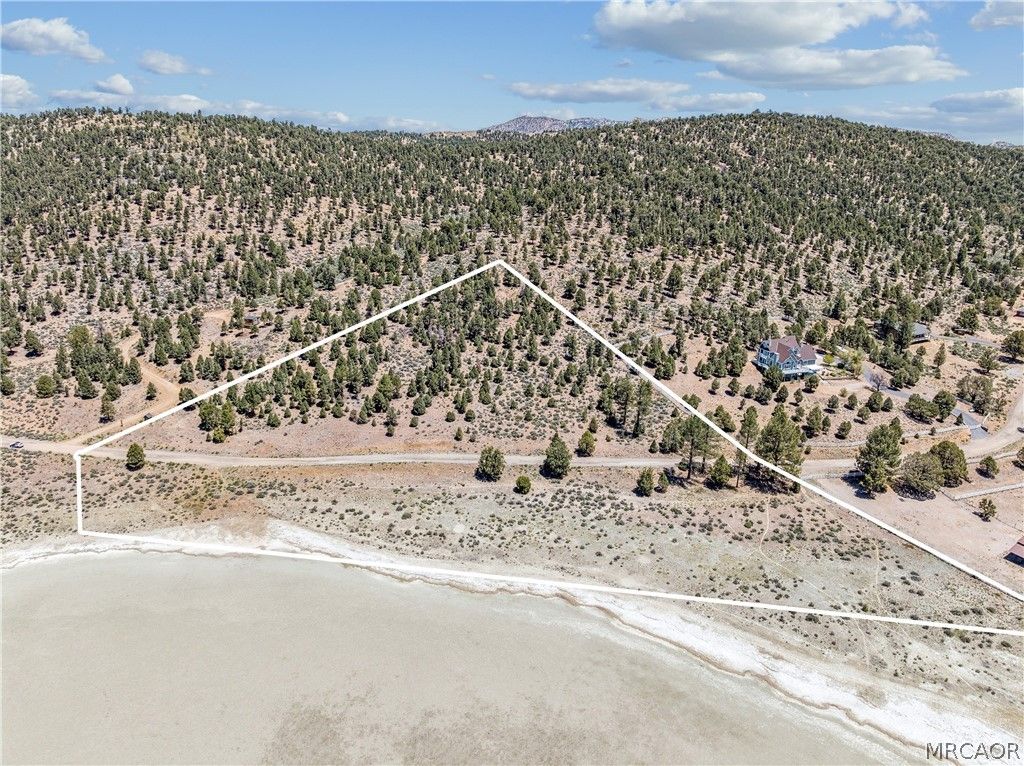 Photo of 2787 Erwin Ranch Road, Big Bear City, CA 92314 (MLS # 32601264)