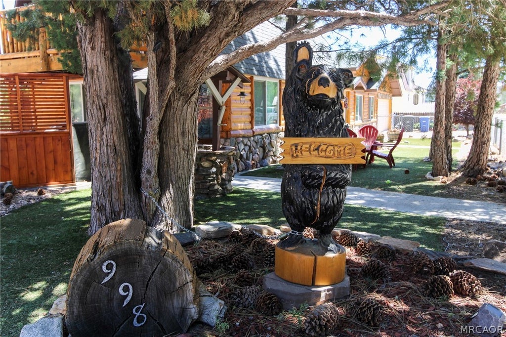 Photo of 998 F Lane, Big Bear City, CA 92314 (MLS # 32601899)