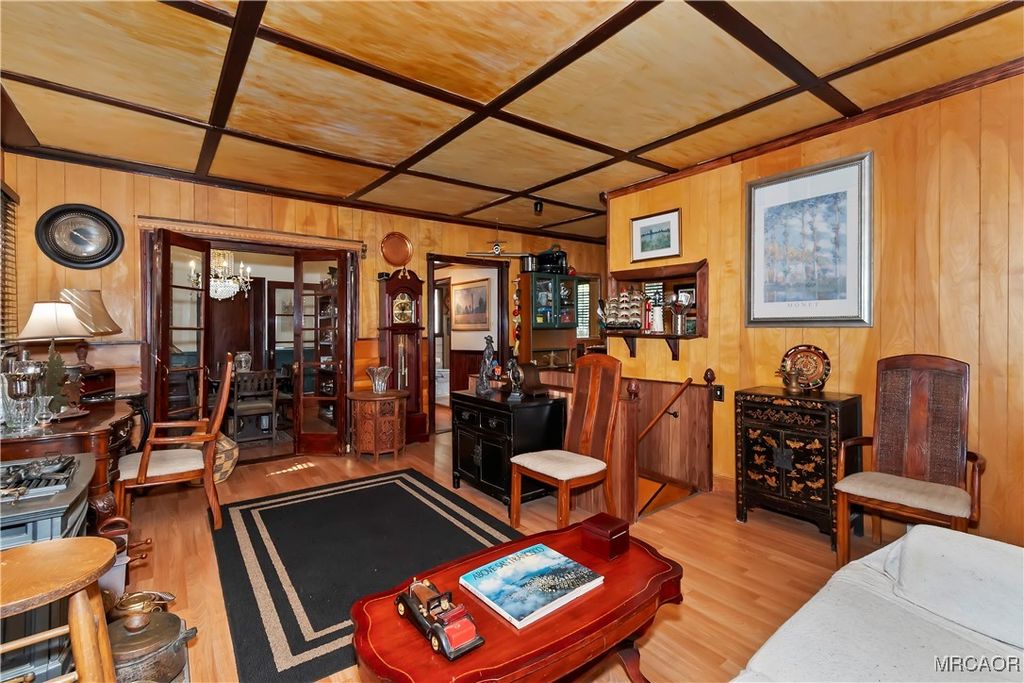 Photo of 25118 Moon Drive, Crestline, CA 92325 (MLS # 32502357)