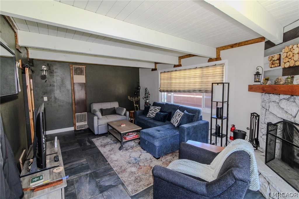 Photo of 913 W Aeroplane Boulevard, Big Bear City, CA 92314 (MLS # 32600935)