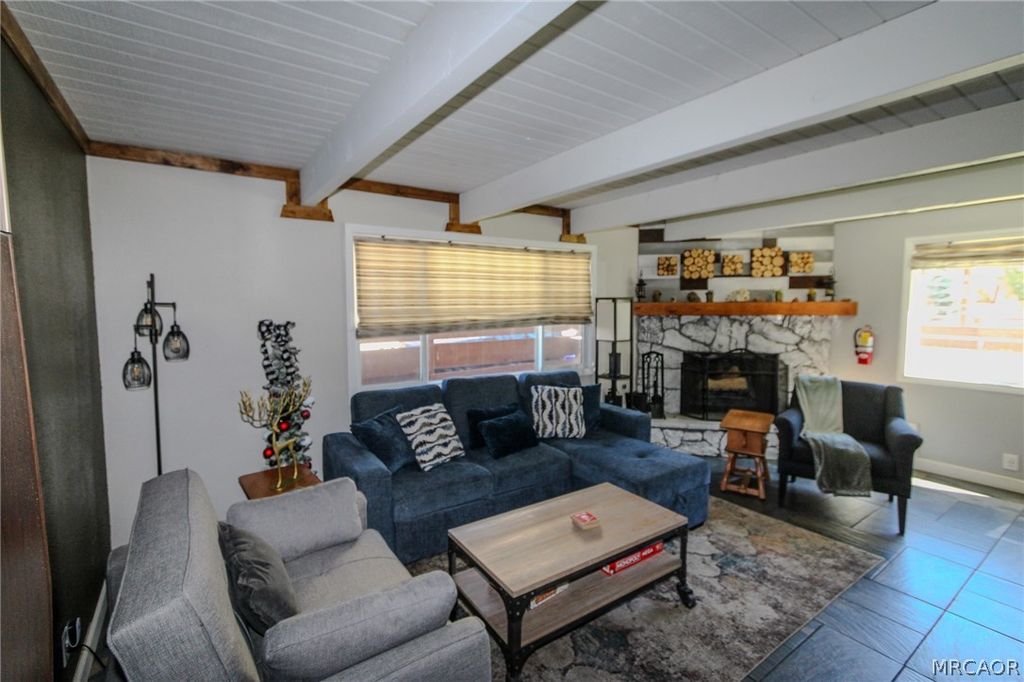 Photo of 913 W Aeroplane Boulevard, Big Bear City, CA 92314 (MLS # 32600935)