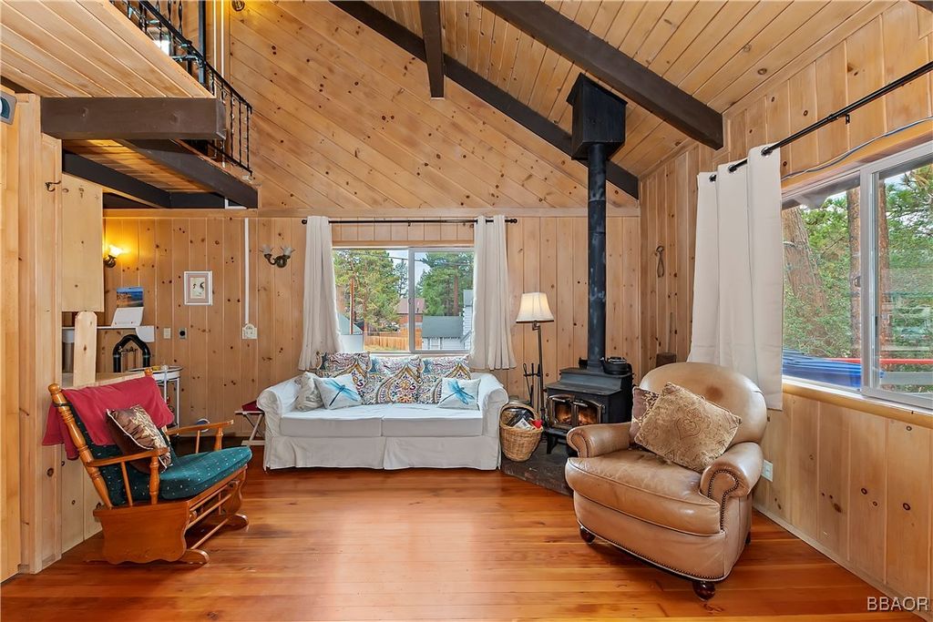 Photo of 102 E Country Club Boulevard, Big Bear City, CA 92314 (MLS # 32501271)