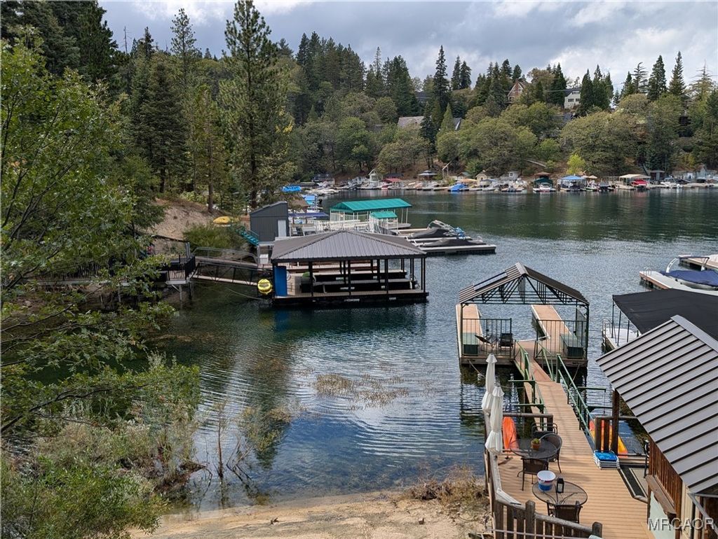 Photo of S 568 Hwy 173 #B, Lake Arrowhead, CA 92352 (MLS # 32502352)