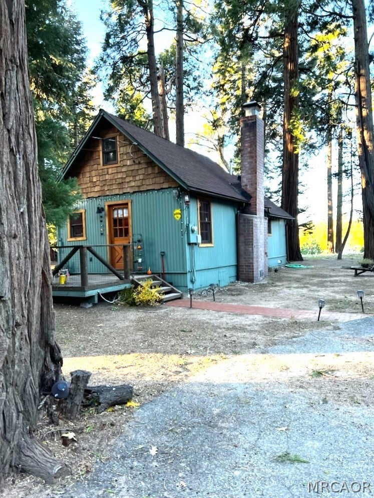 Photo of 27877 Holly Lane, Lake Arrowhead, CA 92352 (MLS # 32602048)
