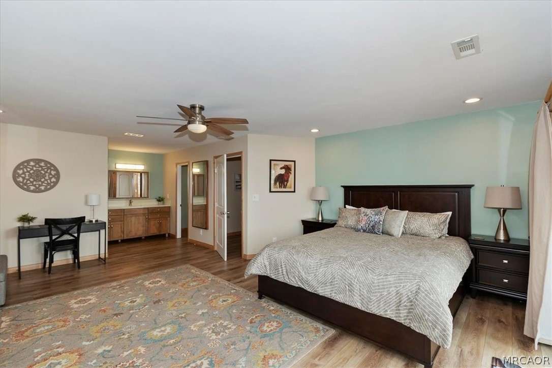 Big Bear Lake, California, 92315, United States, 4 Bedrooms Bedrooms, ,3 BathroomsBathrooms,Residential,Active,2037154
