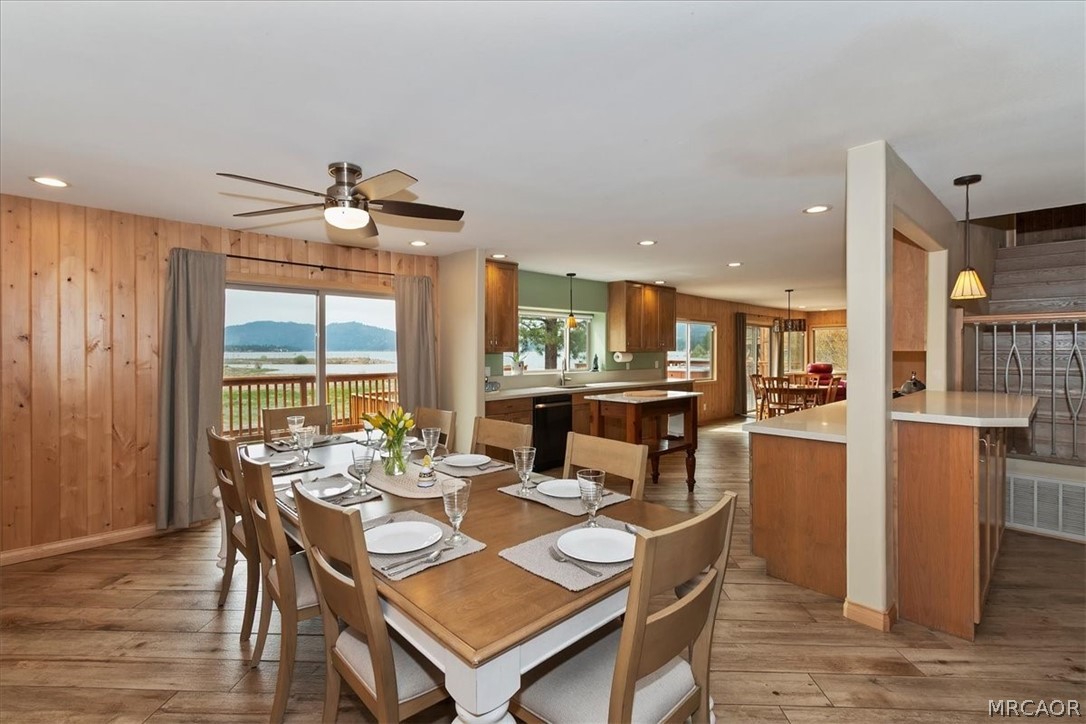 Big Bear Lake, California, 92315, United States, 4 Bedrooms Bedrooms, ,3 BathroomsBathrooms,Residential,Active,2037154