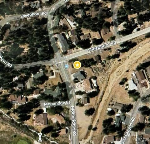 Photo of 43142 Moonridge Road, Big Bear Lake, CA 92315 (MLS # 32501876)