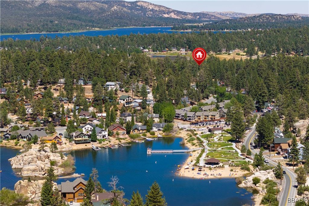 Photo of 39309 Peak Lane, Big Bear Lake, CA 92315 (MLS # 32501773)