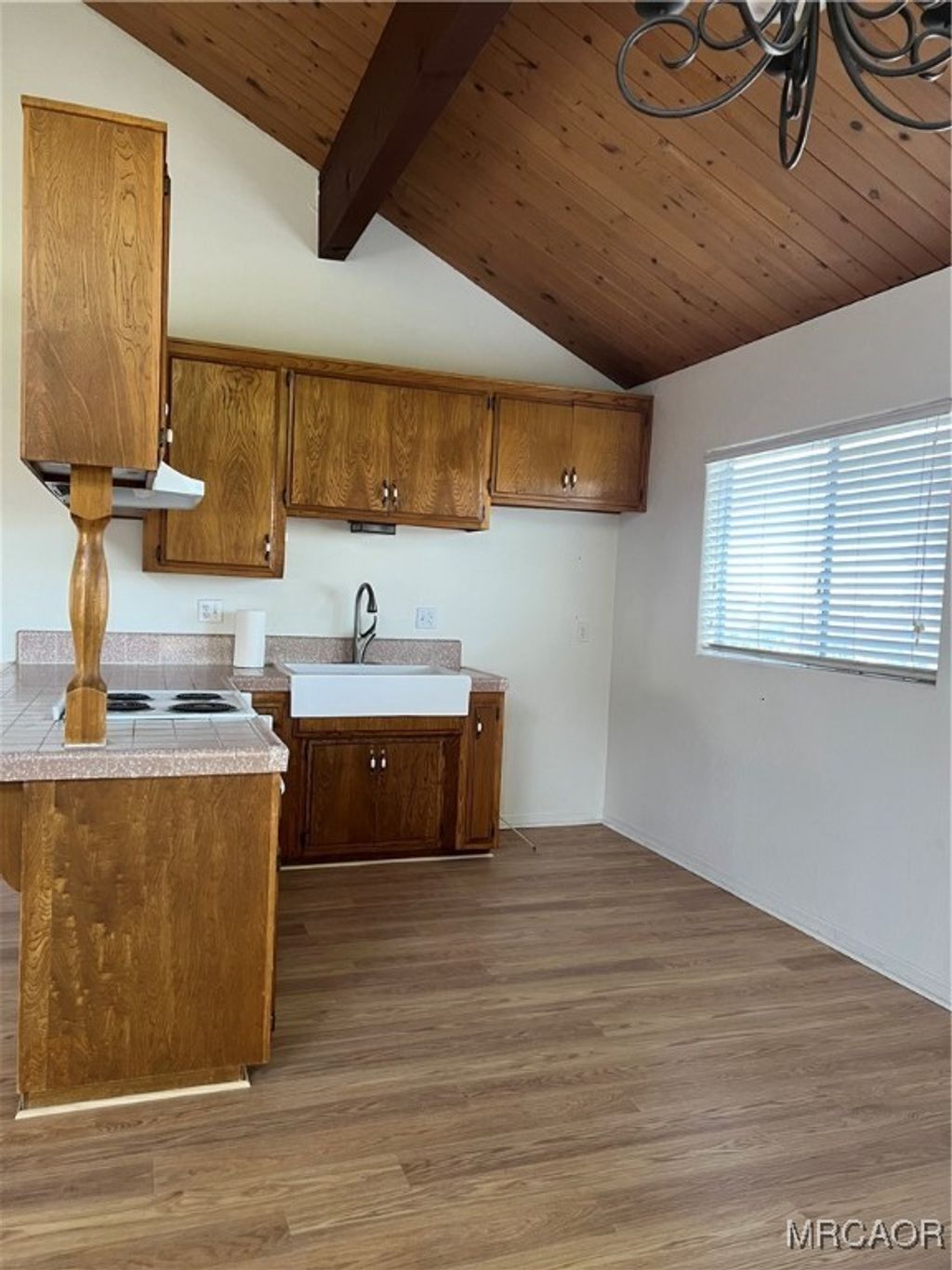 Photo of 1506 Wildcat Drive, Lake Arrowhead, CA 92352 (MLS # 32502727)