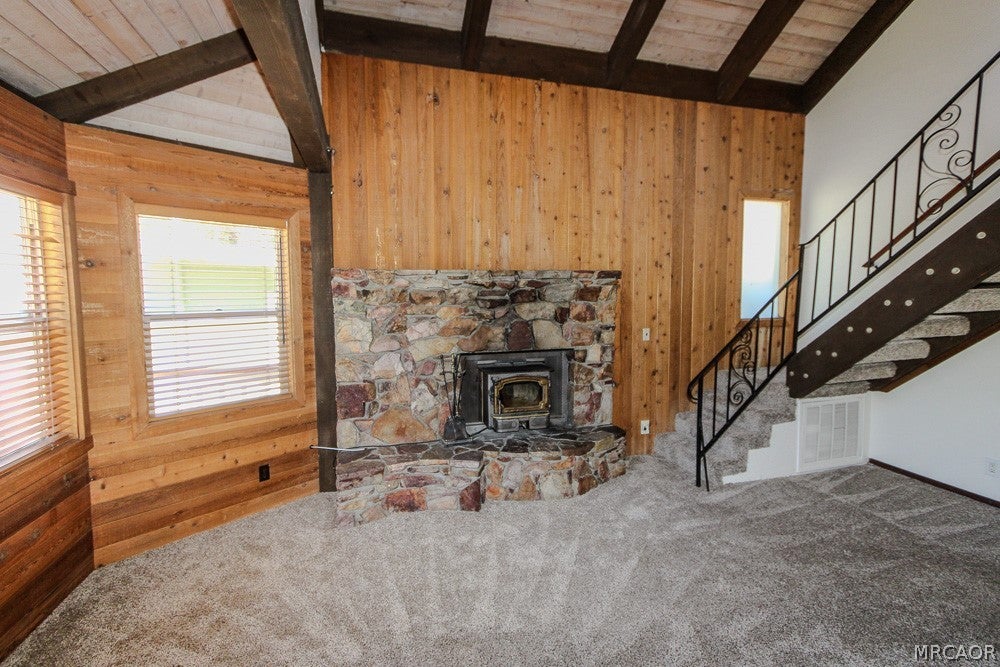 Photo of 861 Tehama Drive, Big Bear Lake, CA 92315 (MLS # 32602181)