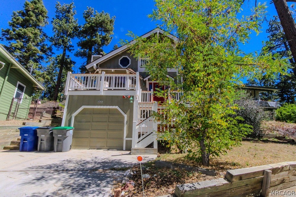 Photo of 861 Tehama Drive, Big Bear Lake, CA 92315 (MLS # 32602181)