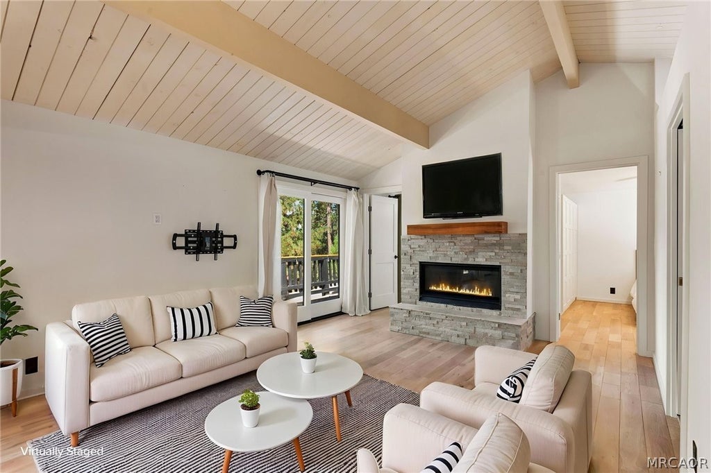 Photo of 771 Silver Tip Drive, Big Bear Lake, CA 92315 (MLS # 32601167)
