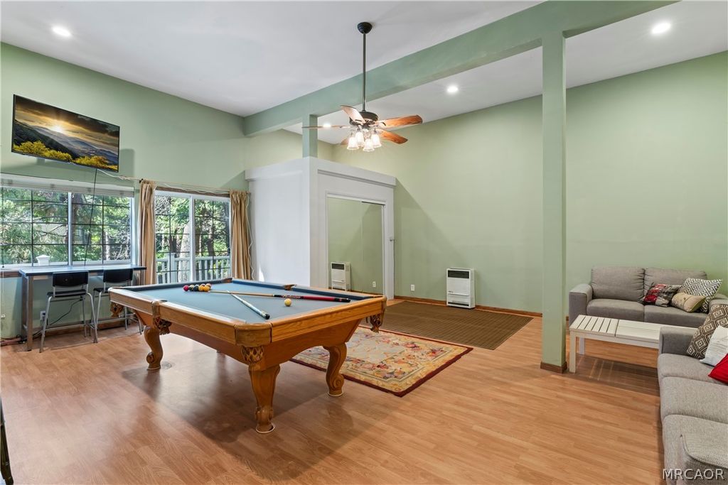 Photo of 27487 North Bay Road, Lake Arrowhead, CA 92352 (MLS # 32600501)