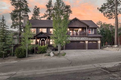 Photo of 42348 Eagle Ridge, Big Bear Lake, CA 92315 (MLS # 32601298)