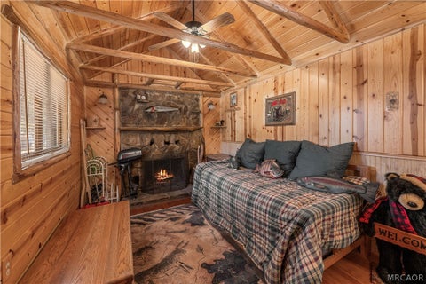 Photo of 37 Keystone Point Road, Big Bear Lake, CA 92315 (MLS # 32601015)