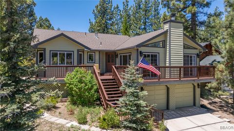 Photo of 919 S Waldstrasse Way, Big Bear Lake, CA 92315 (MLS # 32501249)