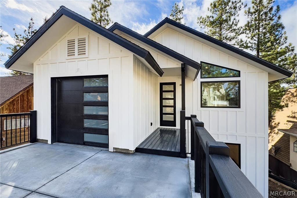 Photo of 129 Winding Lane, Big Bear City, CA 92314 (MLS # 32601843)